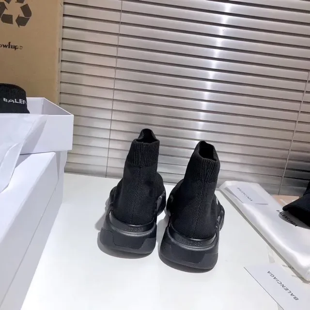 Balenciaga Speed Trainer काला सॉक-फिट लाइफस्टाइल स्नीकर 2