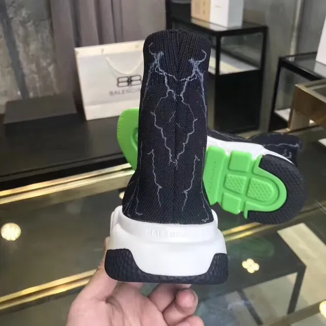 Balenciaga Speed Trainer Lightning Bolt vert noir sneakers lifestyle 5