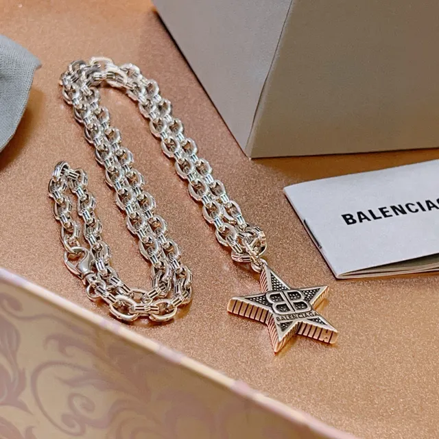 Balenciaga Star Pendant Silver Gold Chunky Link Chain Five-Pointed Necklace 4