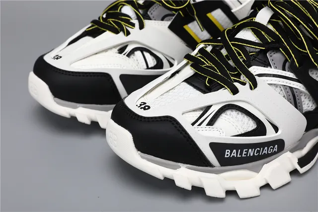 Balenciaga Track Sneaker 白色/灰色/黑色厚底运动鞋 4