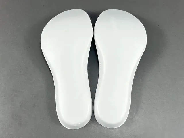 Balenciaga Track Trainer सफेद लाल काला चंकिंग स्नीकर 3