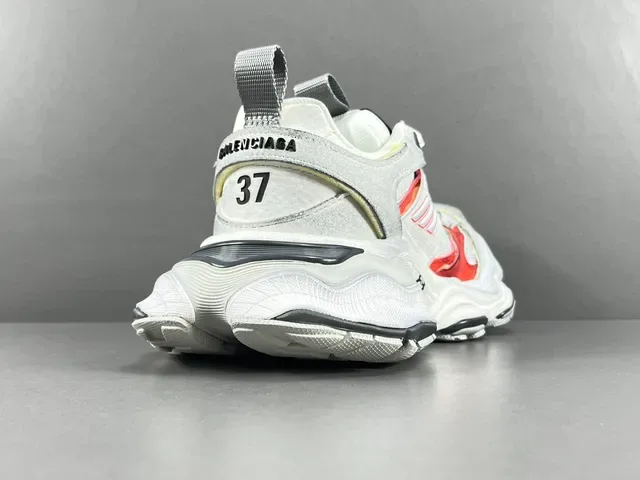 Balenciaga Track Trainer सफेद लाल काला चंकिंग स्नीकर 14
