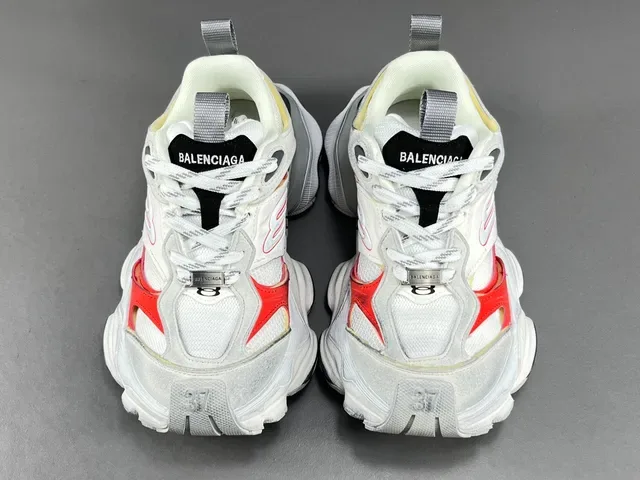 Balenciaga Track Trainer सफेद लाल काला चंकिंग स्नीकर 16