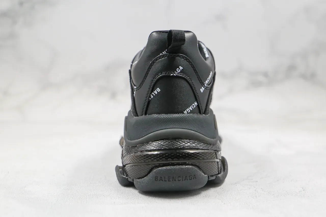 Balenciaga Triple S Zapatillas Chunky Negras con Impresión de Logo 2