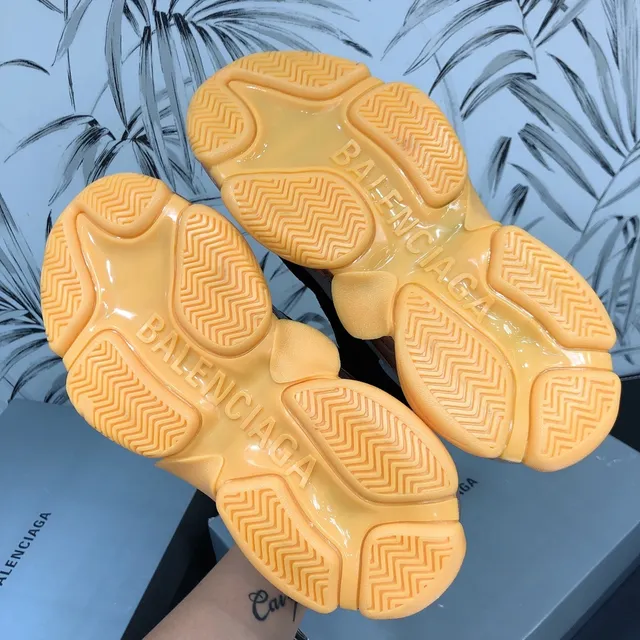 Balenciaga Triple S 黑橙透明厚底鞋 2