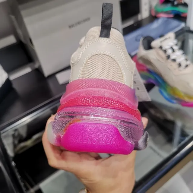 Balenciaga Triple S Tênis Arco-íris Translúcidos Chunky 2