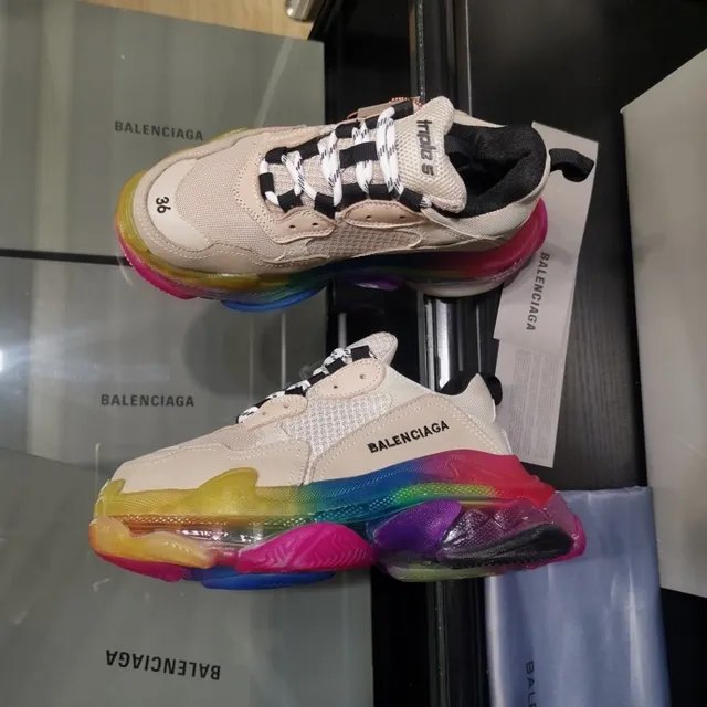 Balenciaga Triple S Tênis Arco-íris Translúcidos Chunky 4