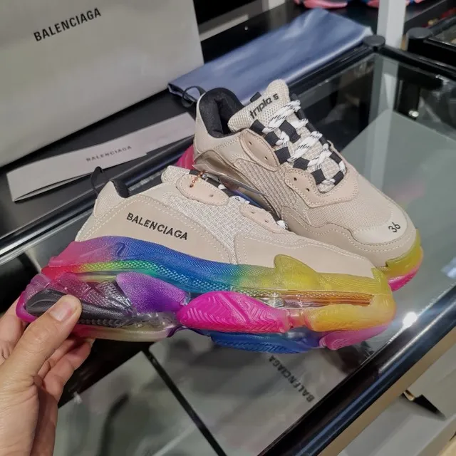 Balenciaga Triple S Tênis Arco-íris Translúcidos Chunky 8