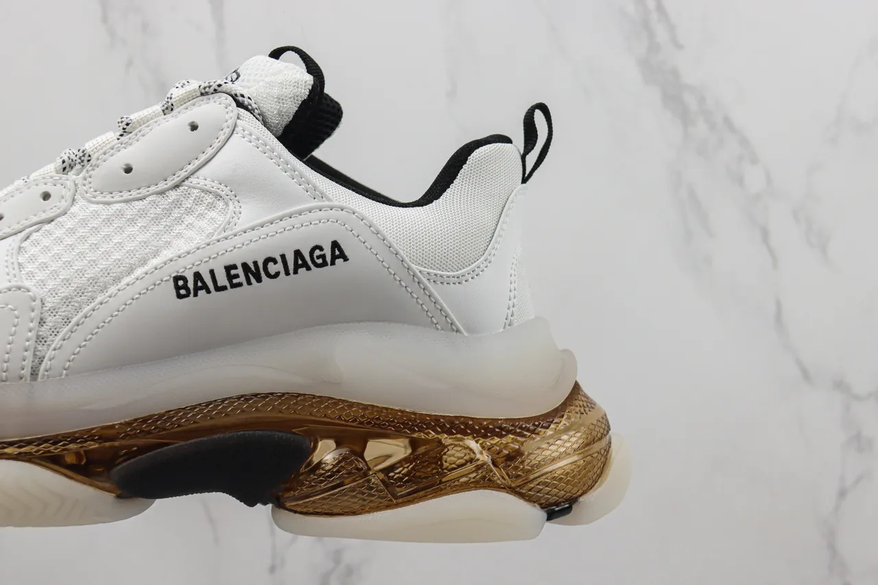 Balenciaga Triple S 白色和金色厚底运动鞋 7