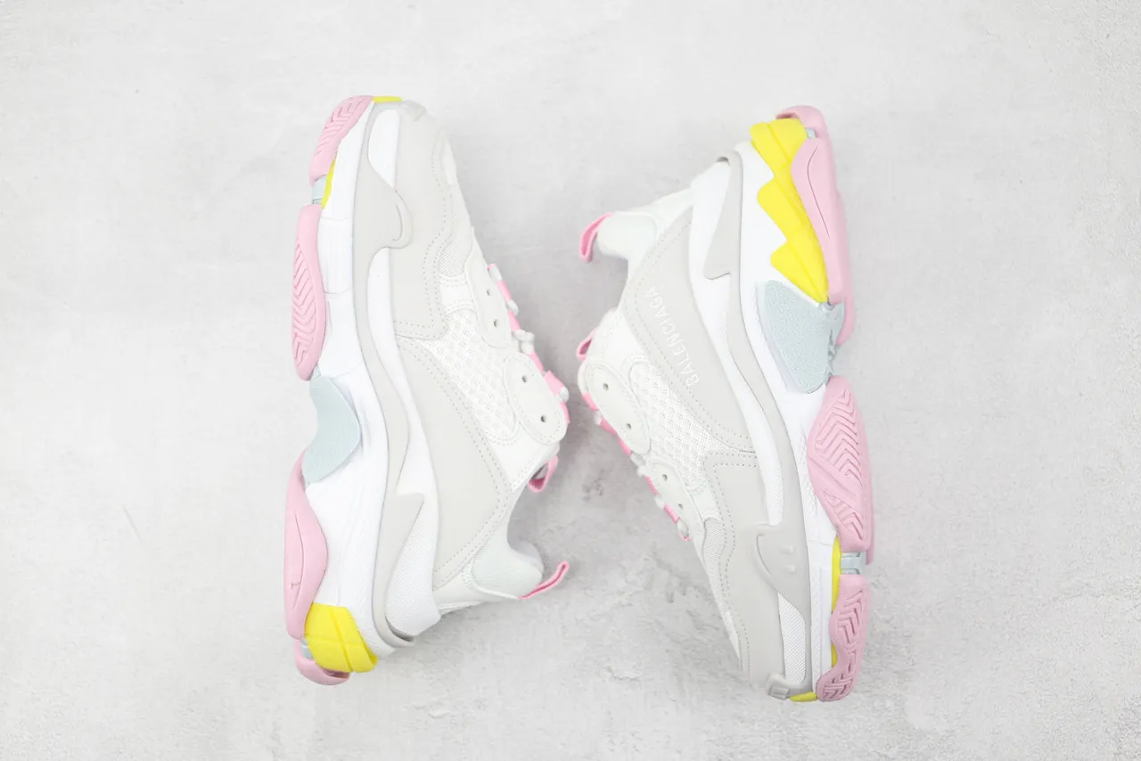 Balenciaga Triple S blanc gris rose jaune baskets chunky 3