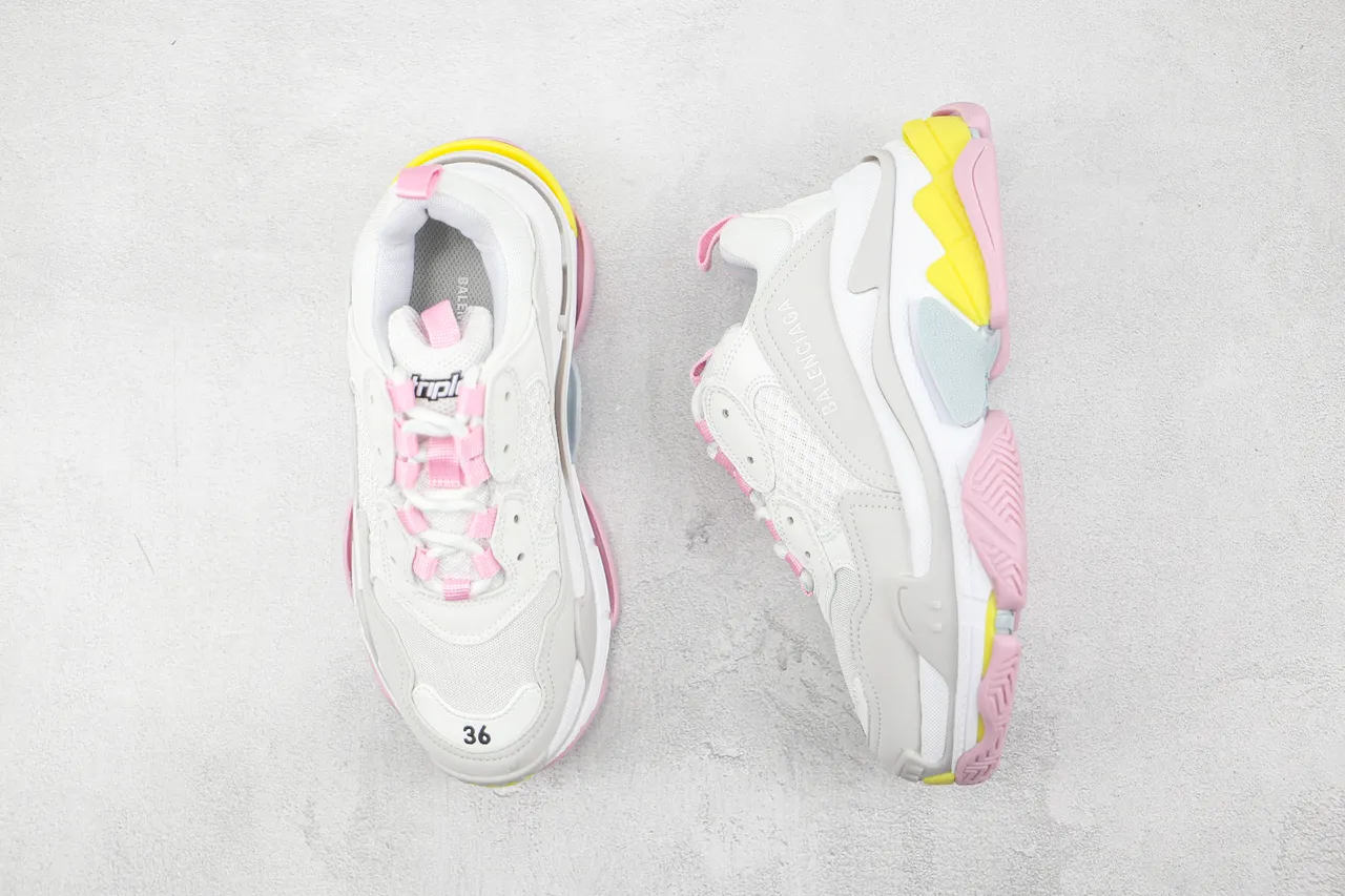 Balenciaga Triple S blanc gris rose jaune baskets chunky 4