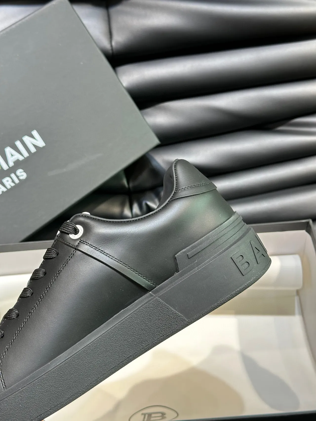 Balmain B-Court Tênis Lifestyle de Couro Preto 8