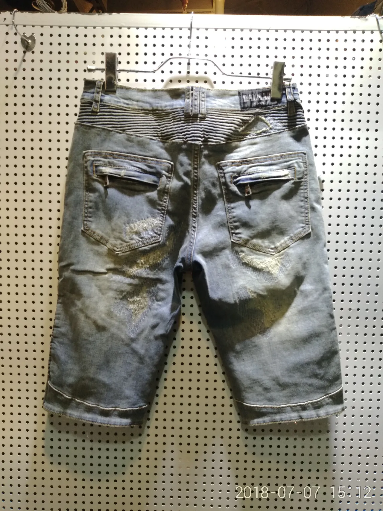 Balmain Shorts de Mezclilla Estilo Biker Desgastados 9