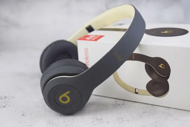Beats Solo³ لاسلكي بني مجموعة الكلوب سماعات فوق الأذن 7