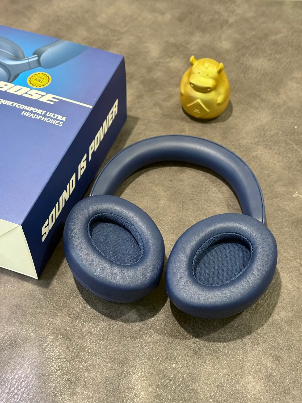 Bose QuietComfort Ultra Headphones Navy Blue Over-ear Headphones 9