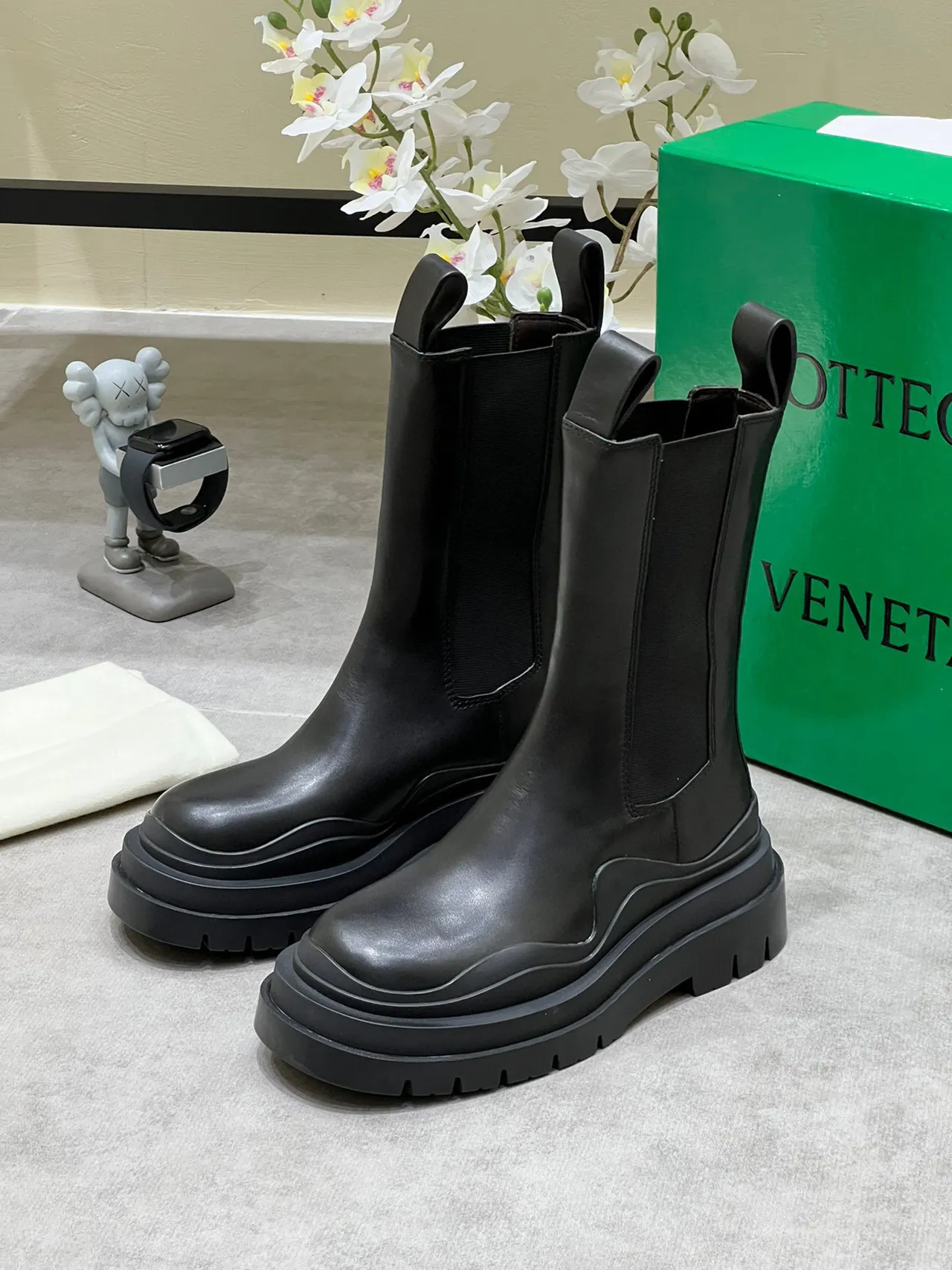 Bottega Veneta Andiamo Black Leather Chunky Sole Ankle Boots 9