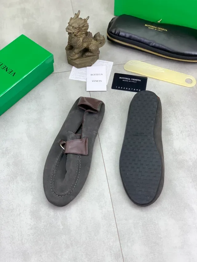 Bottega Veneta Andiamo Loafer Daim Gris Marron Bride Cuir Contraste 5