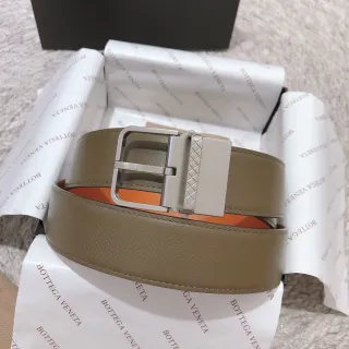 Bottega Veneta Cassette বেইজ অরেঞ্জ টেক্সচার্ড এমবসড উল্টনীয় লাইনিং চামড়ার বেল্ট