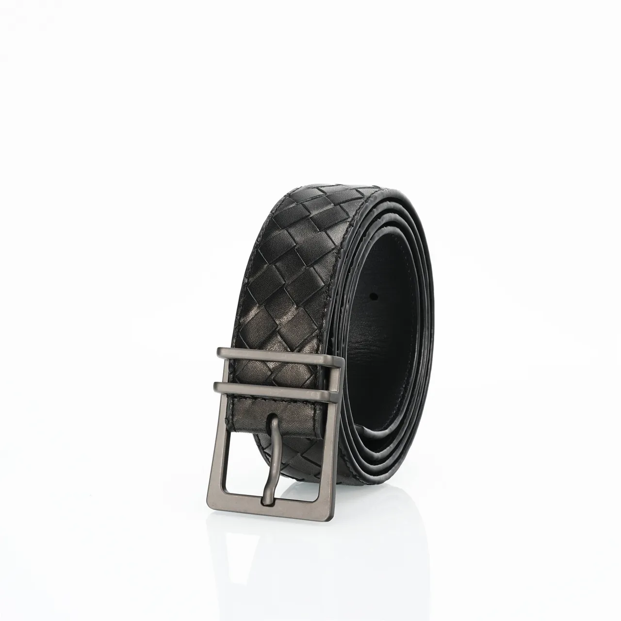 Bottega Veneta Cassette Intrecciato Cinturón de cuero negro 7