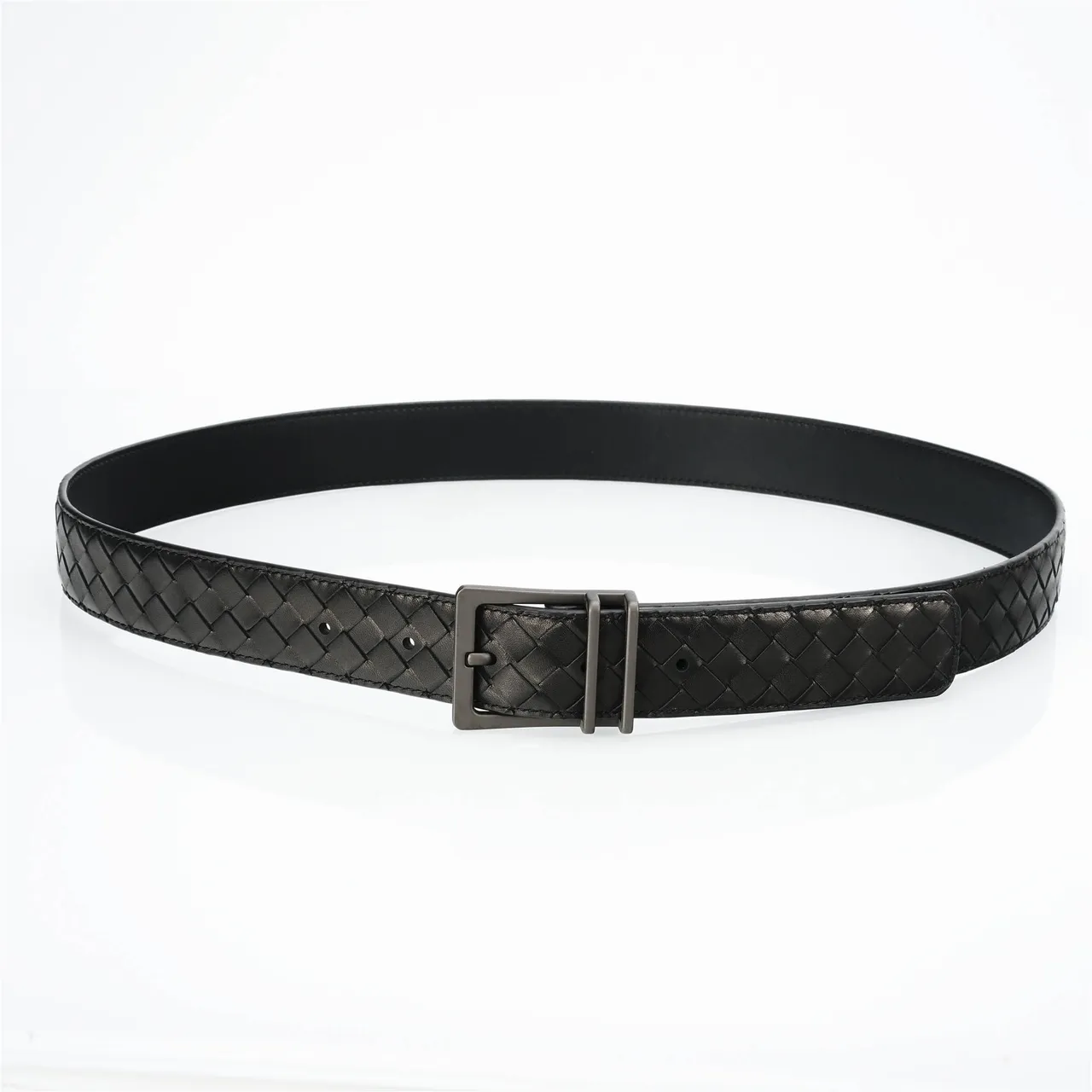 Bottega Veneta Cassette Intrecciato Cinturón de cuero negro 9