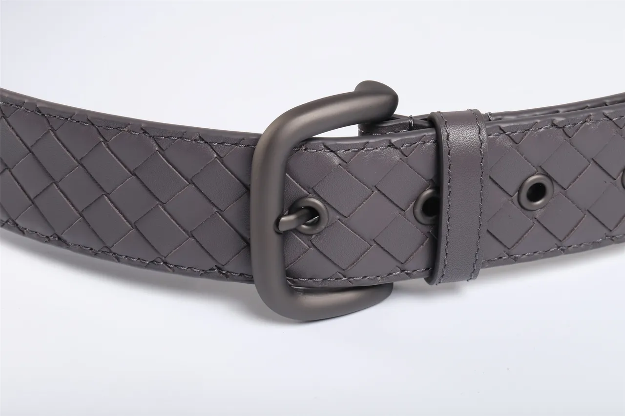 Bottega Veneta Cassette Intrecciato ধূসর চামড়ার বেল্ট 7