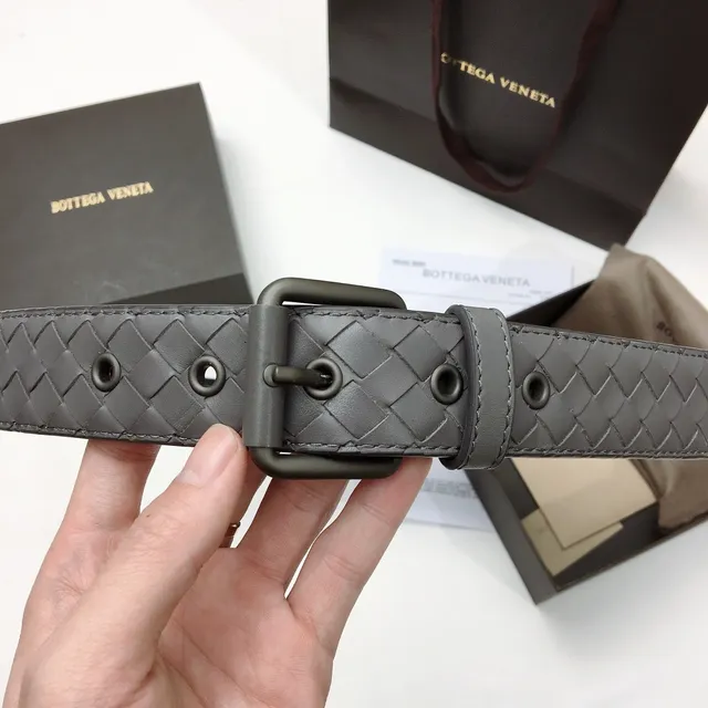Bottega Veneta حزام جلدي رمادي فضي منسوج إنتريتشياتو إبزيم معدني مات 5