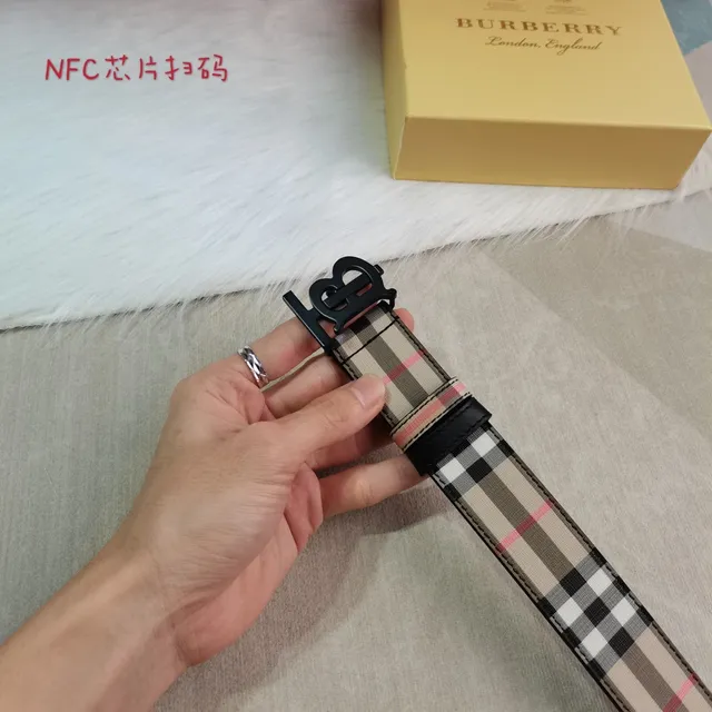 Burberry بيج أسود Nova Check TB Monogram مشبك حزام قماش 2