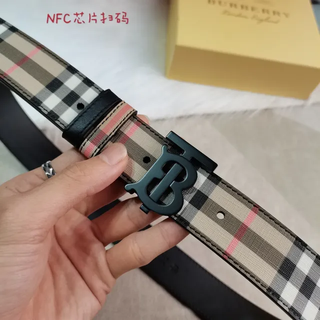Burberry بيج أسود Nova Check TB Monogram مشبك حزام قماش 4
