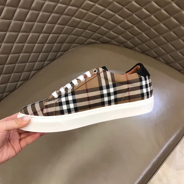 Burberry Check Sneaker Beige Noir Plaid Toile Supérieure Plat Semelle Caoutchouc Blanc Lifestyle Sneakers 3