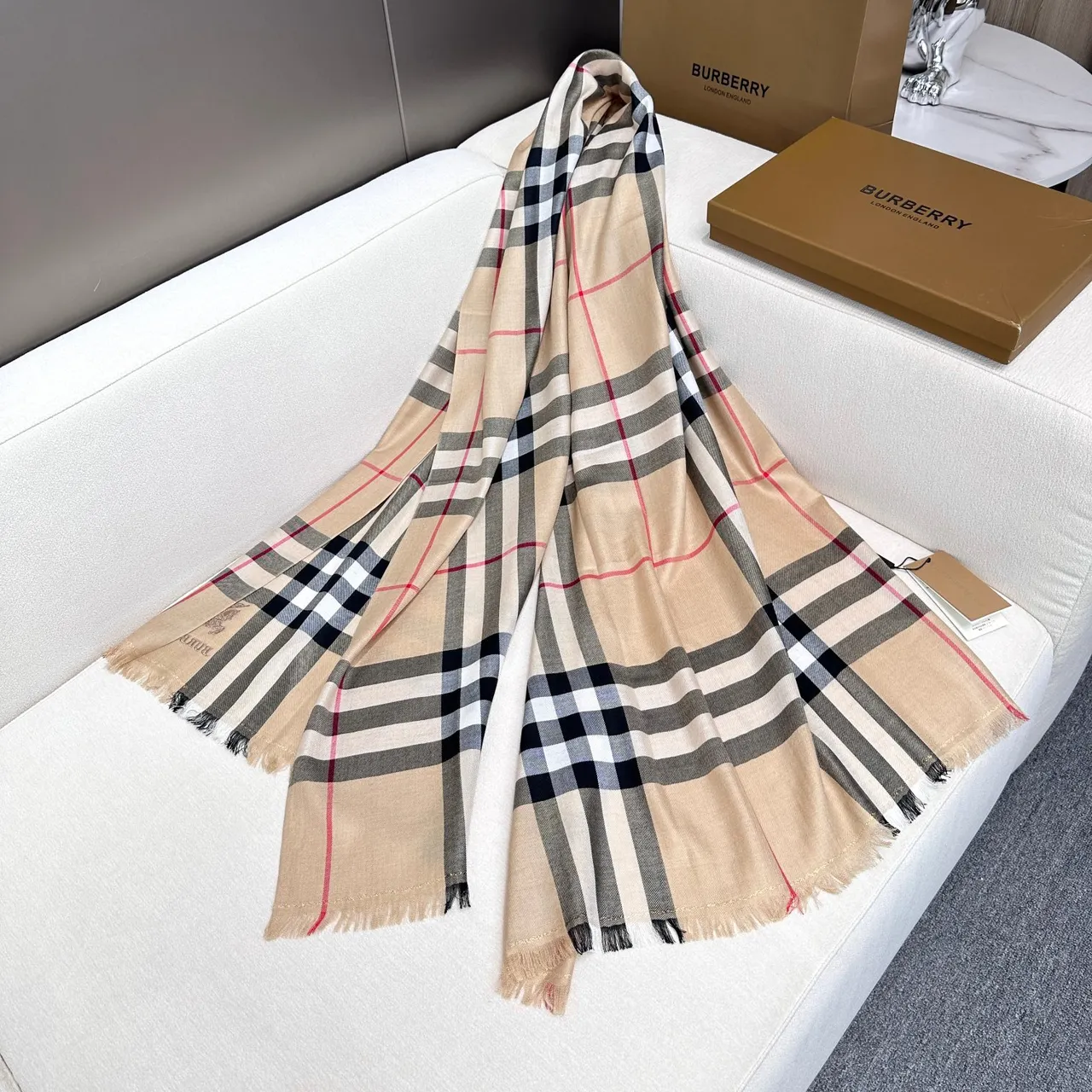 Burberry bufanda cachemira beige classic check 6