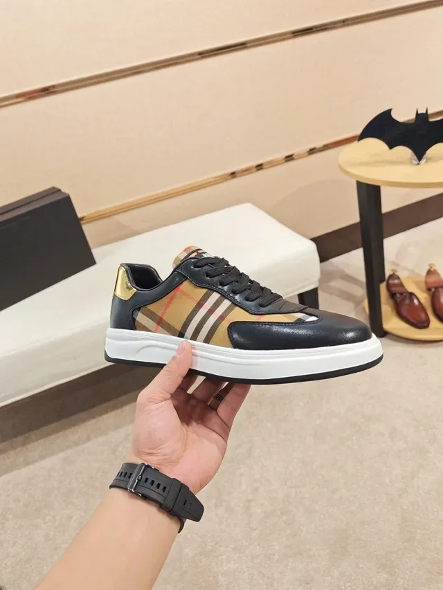 Burberry House Check Low-Top Lifestyle Sneaker 5