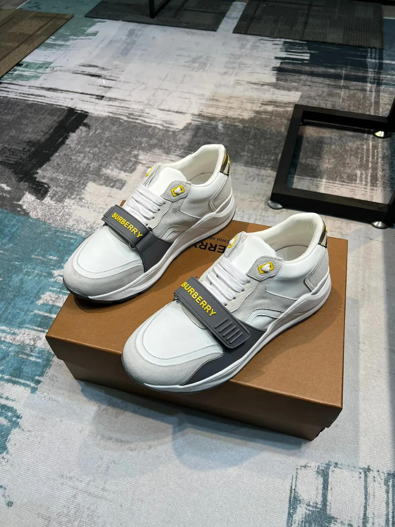 Burberry Knight White Gray Midsole Mixed-Material Upper Chunky Sneakers 5