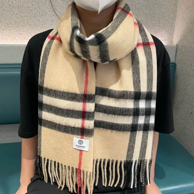 Burberry Nova Check beige negro blanco Cashmere bufanda 2
