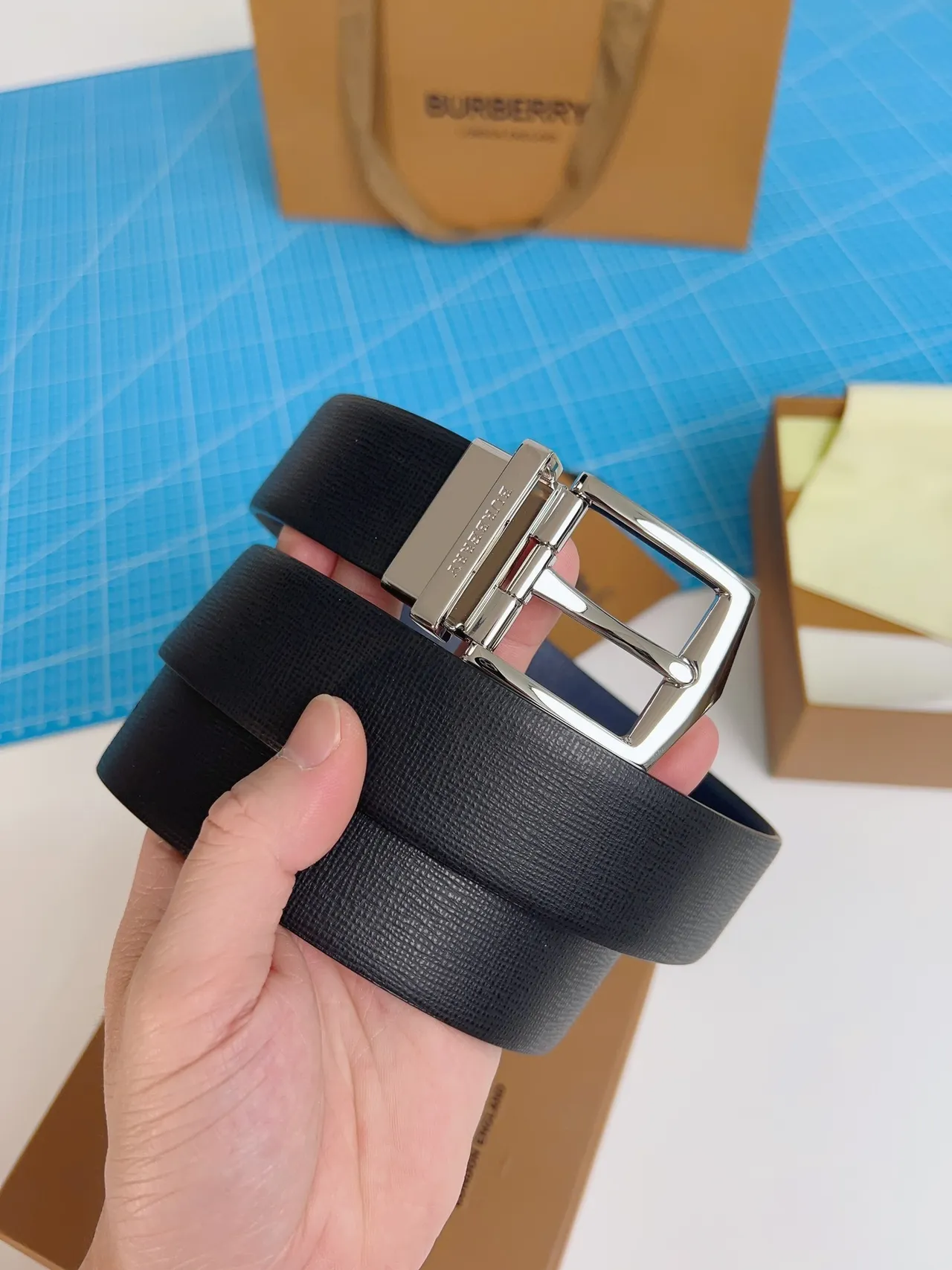 Burberry Reversible Buckle Black Textured Leather Belt 7