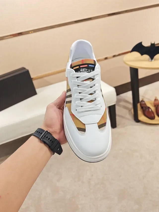 Burberry White Beige Leather Upper House Check Side Panel Lifestyle Sneakers 5