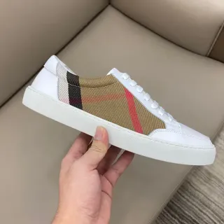 Burberry সাদা বেইজ Low-Top House Check Panel লাইফস্টাইল স্নিকার্স