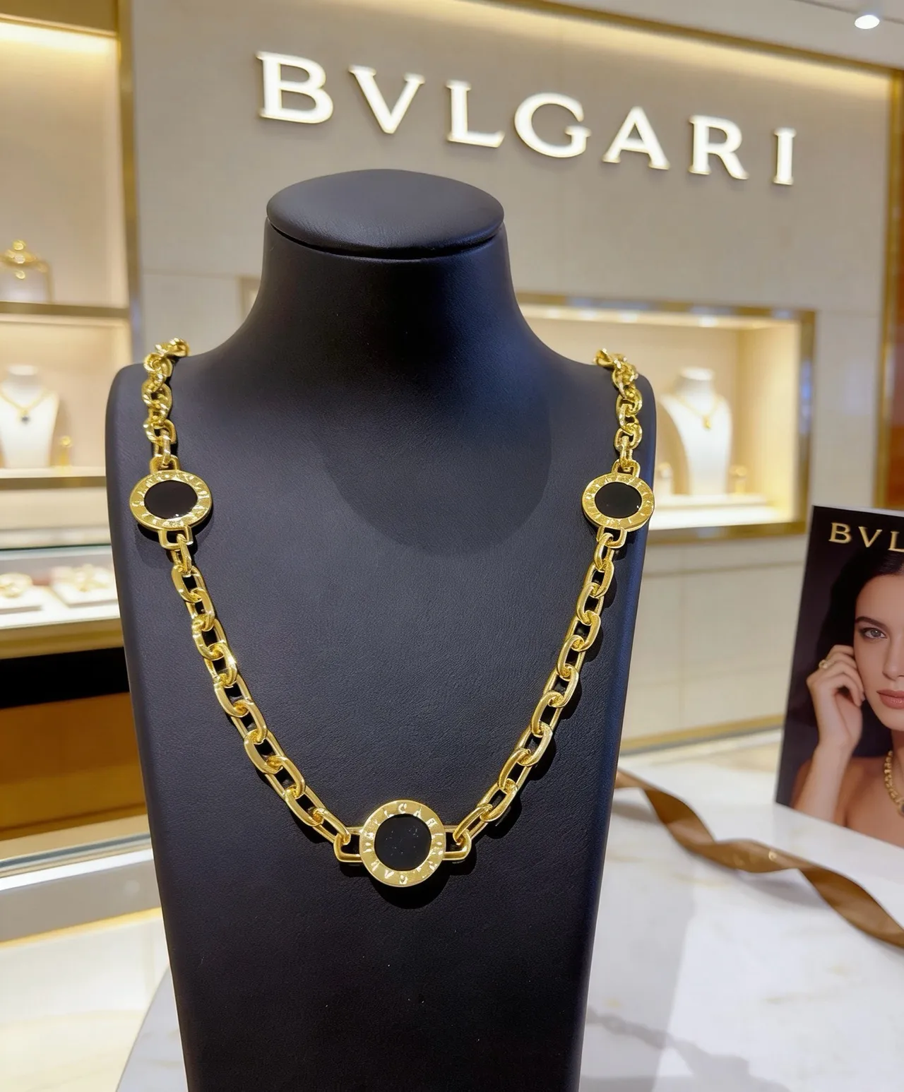 Bvlgari B.zero1 Gold and Black Onyx Necklace 3