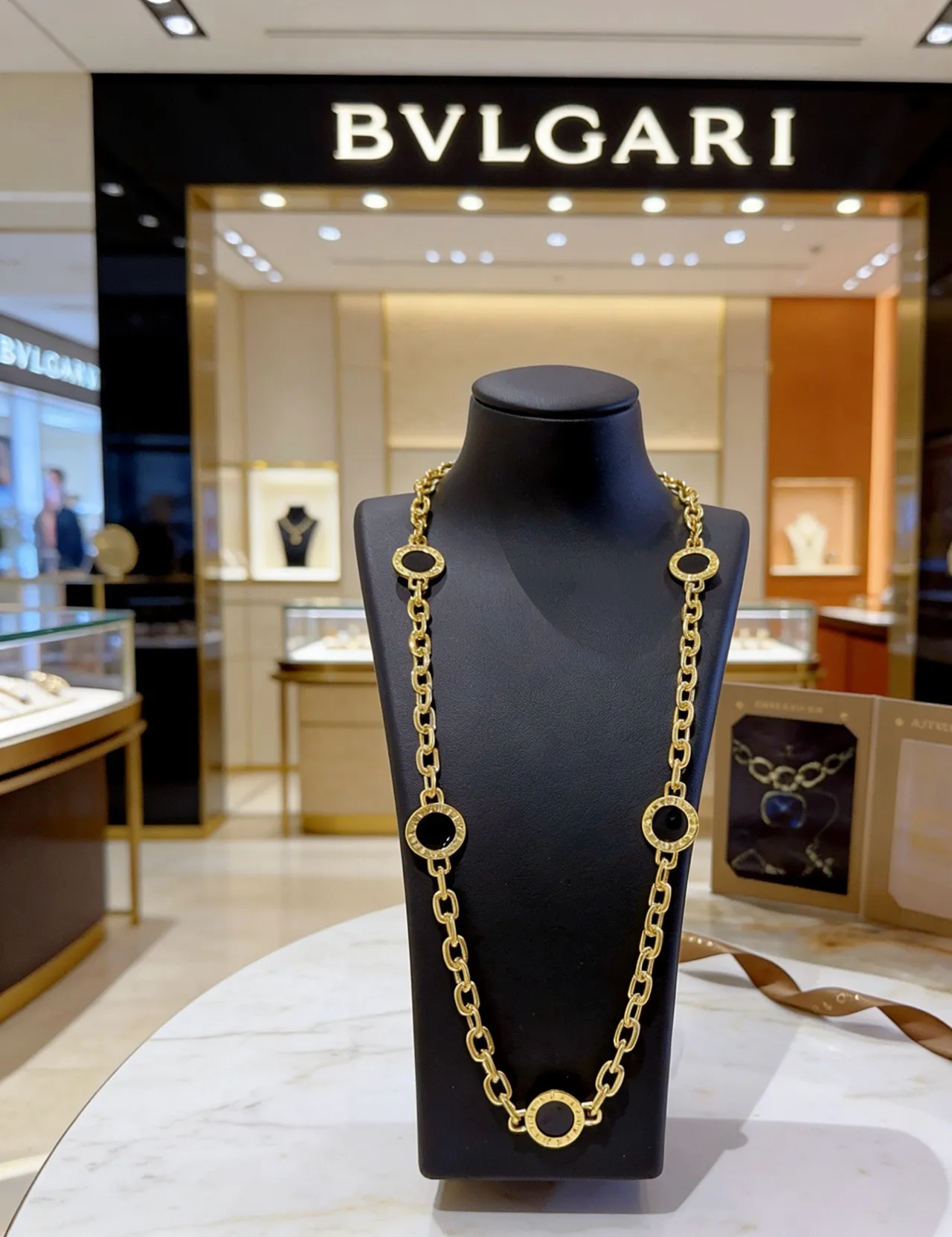 Bvlgari B.zero1 Gold and Black Onyx Necklace 9