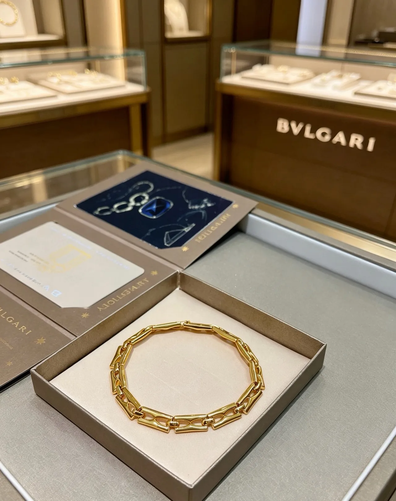 Bvlgari 金色几何互锁链节手链 7