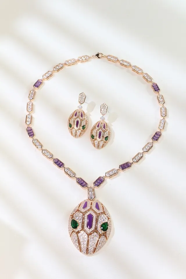 Bvlgari Colar com Diamantes Pavé-Set Geometric Tessellated Roxo Verde 6