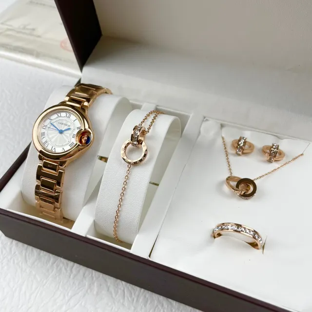Cartier Ballon Bleu সোনার সাদা গোলাপ ফিনিশ আন্তঃসংযুক্ত রিং মোটিফ হার 7