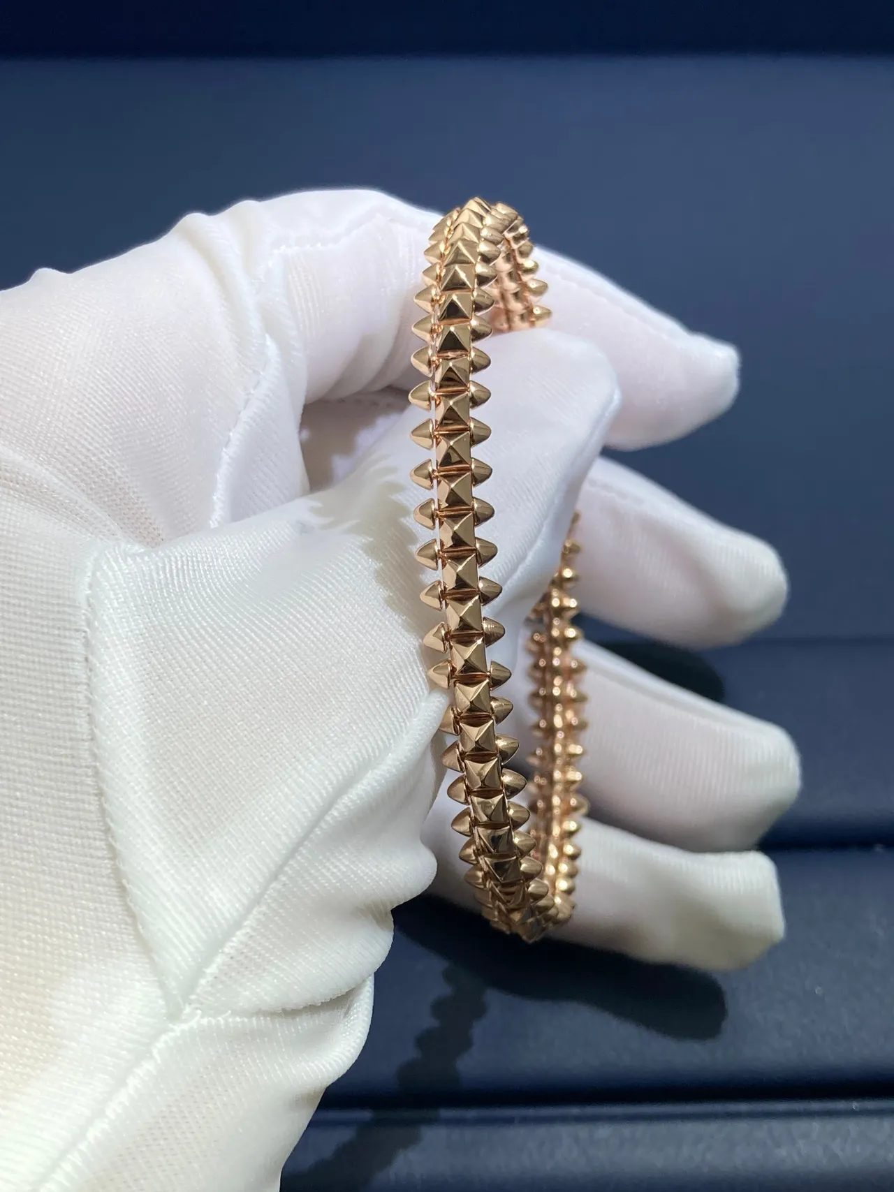 Cartier ذهب صف مزدوج مسامير هرمية مصقول وردي سوار 4