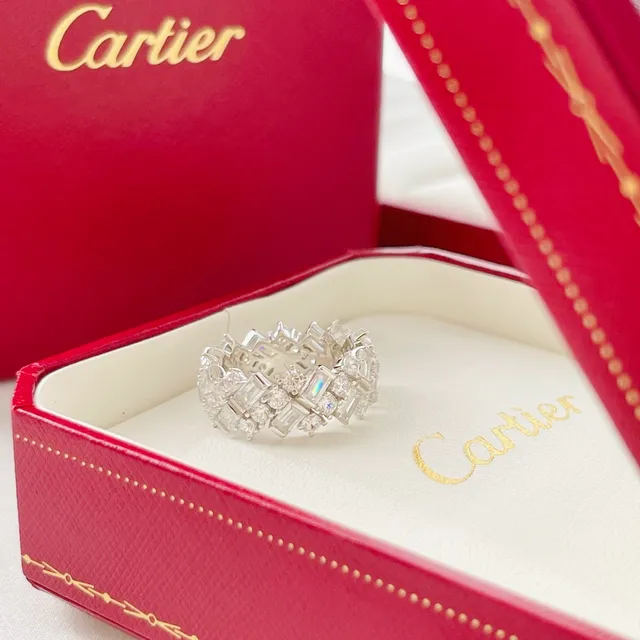Cartier Juste un Clou multi-rangs pavée de diamants 2