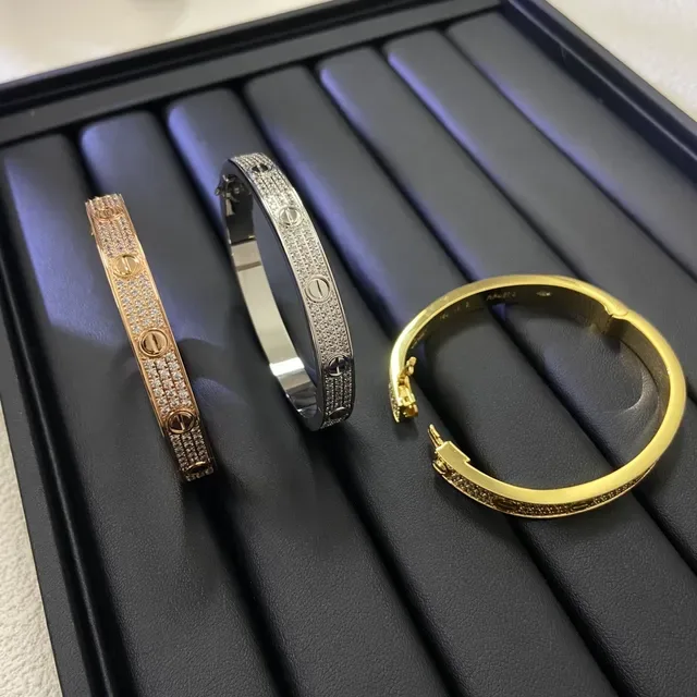 Cartier Love সোনা রুপা হিঞ্জড ব্যাঙ্গেল প্যাভে সেট ব্রেসলেট 5