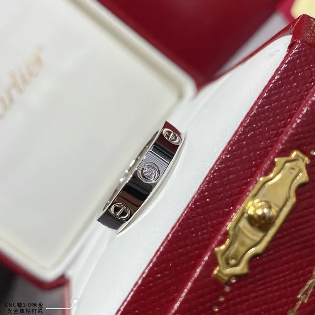 Cartier Love 银色平带螺纹图案戒指 6