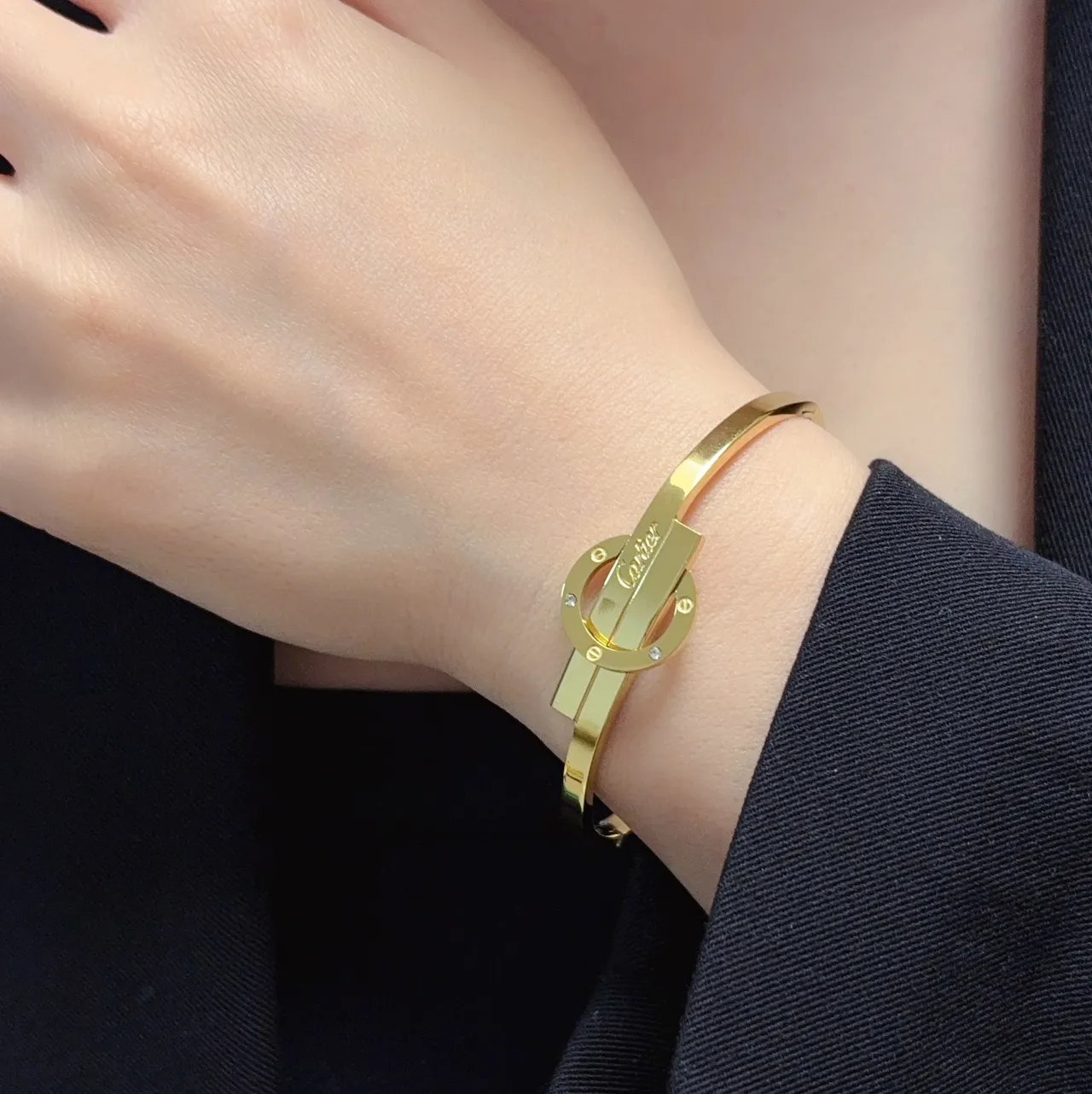 Cartier Silver Gold Interlocking Clasp Engraved Branding Bracelet 9