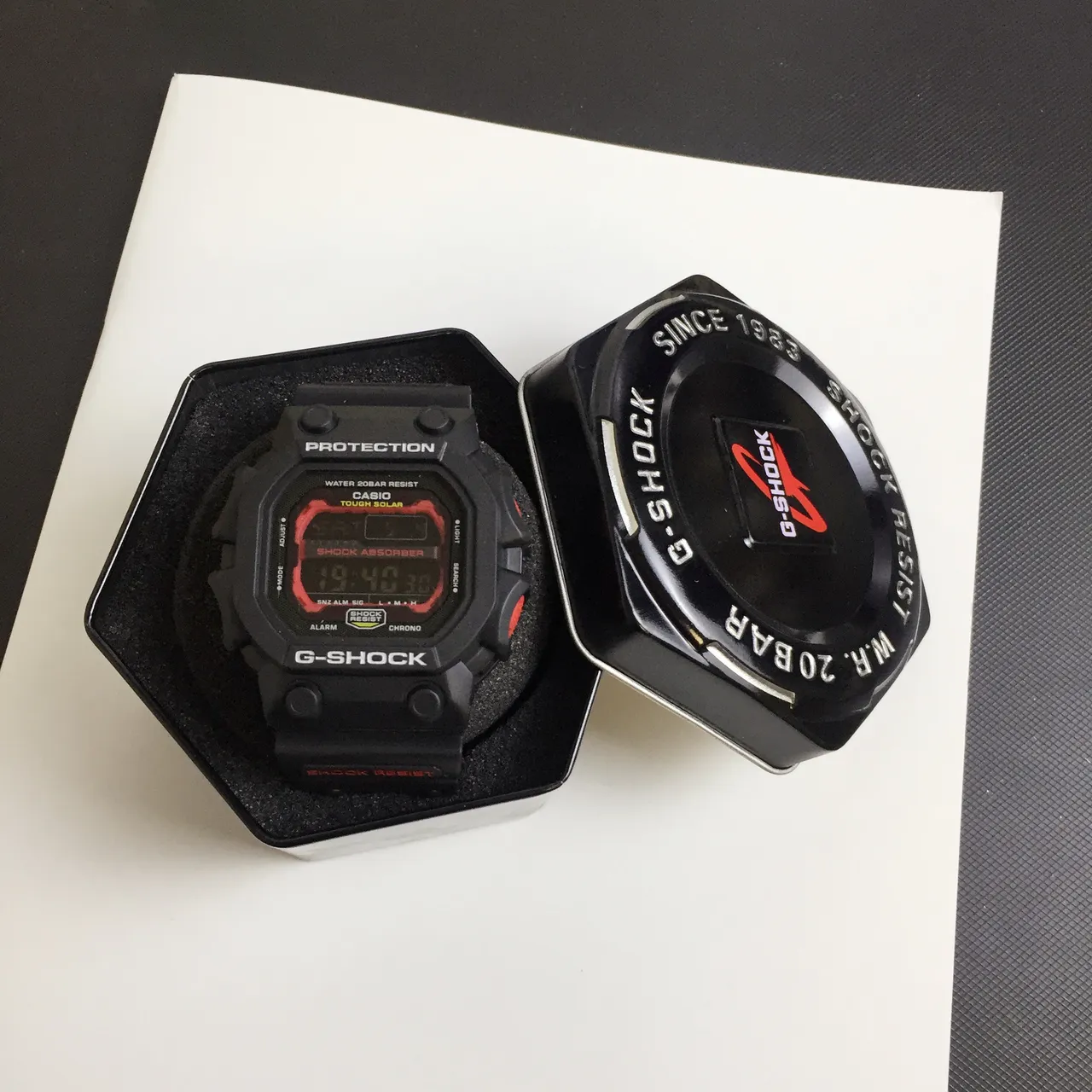 Casio G-Shock DW-5600 Negro y Rojo Reloj Deportivo 4