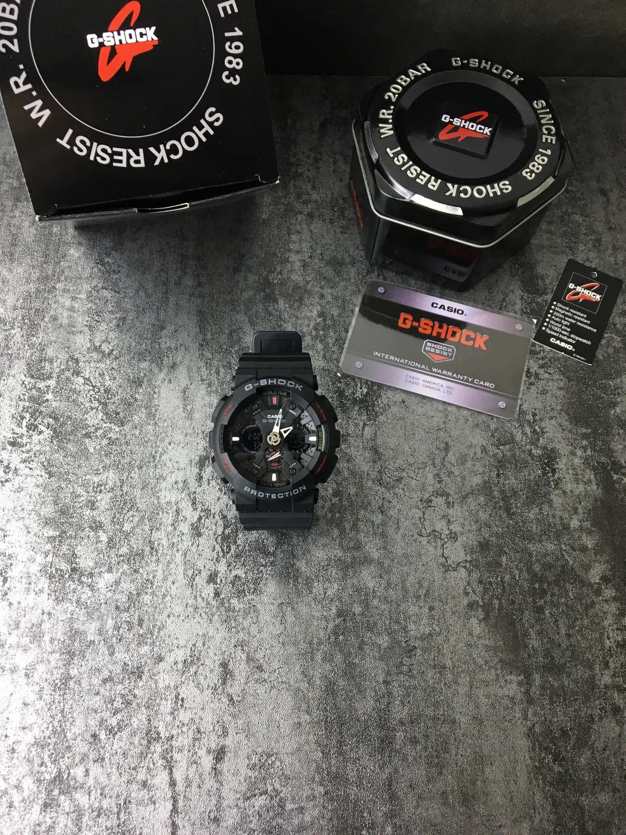 Casio G-Shock GA-100 Noir Rouge Construction Robuste en Résine Cadran Analogue-Digital Hybride Montre 2