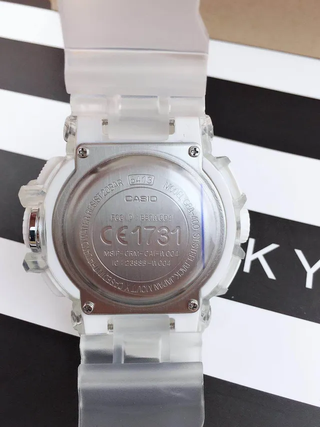 Casio G-Shock GA-B2100 Blanco Translúcido Reloj Deportivo 5