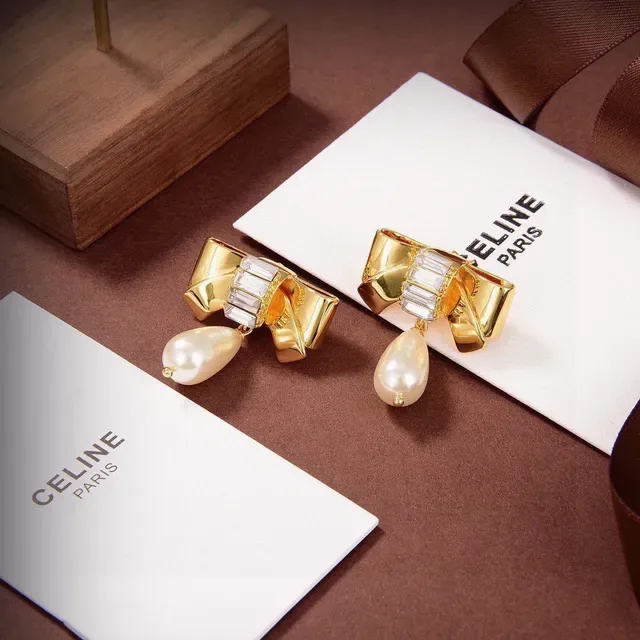 Celine Bow Baguette Crystal Pearl Drop কানের দুল 4